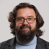 Олег Лавров